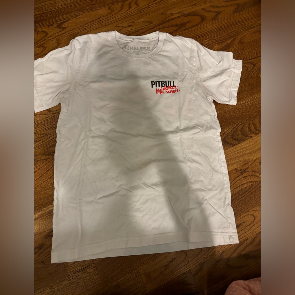 Pitbull concert tshirt